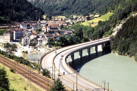 Il ponte - Attraversamento del lago artificiale di Fortezza