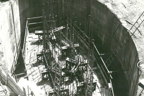 Pozzo di fondazione - Pozzo di fondazione profondo fino a 25 m al di sotto dell'alveo