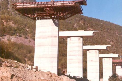 Pile in costruzione - Costruzione delle pile con casseri mobili